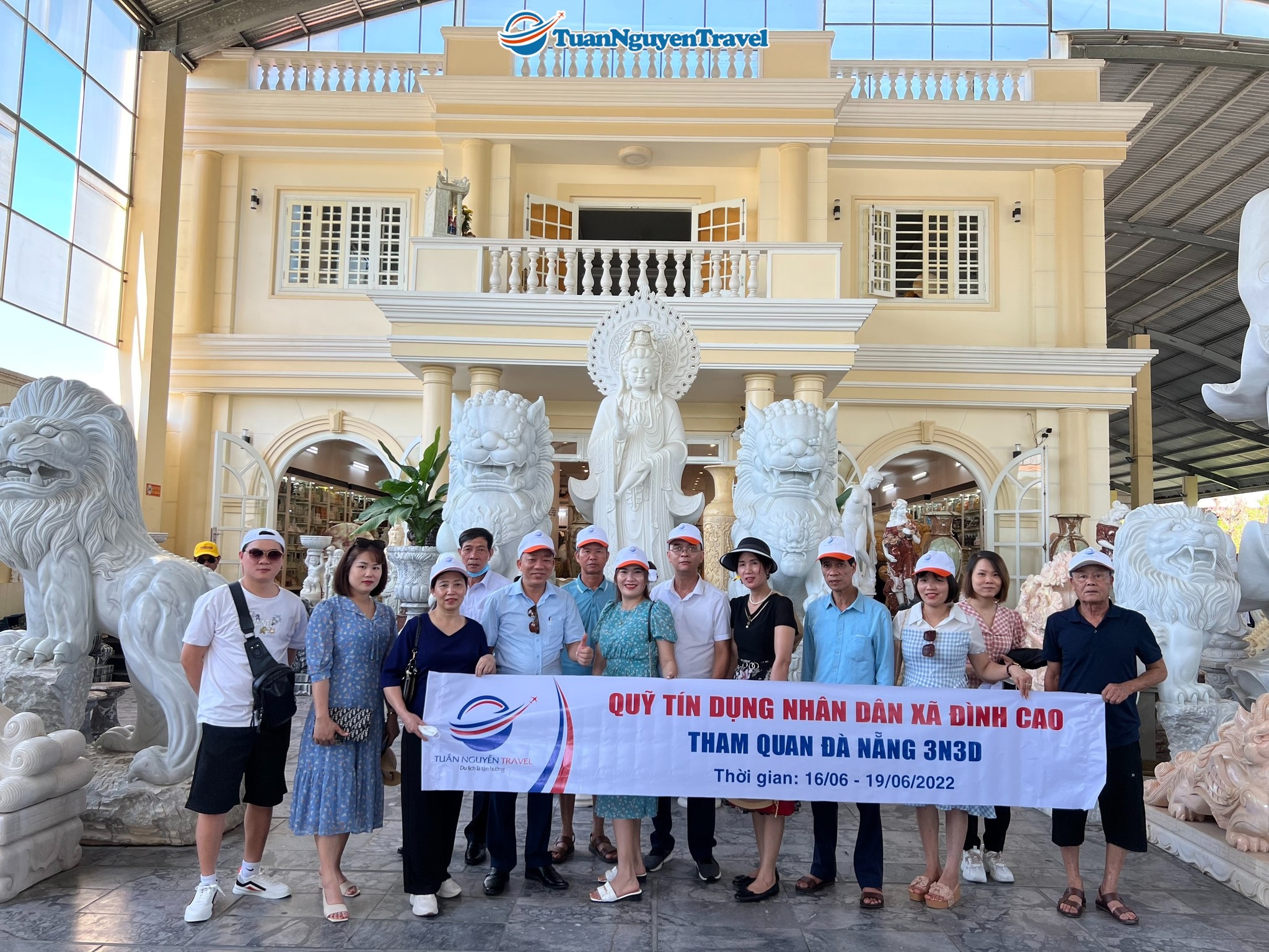 Ấn tượng với cháu hướng dẫn viên trách nhiệm và am hiểu của Tuấn Nguyễn Travel